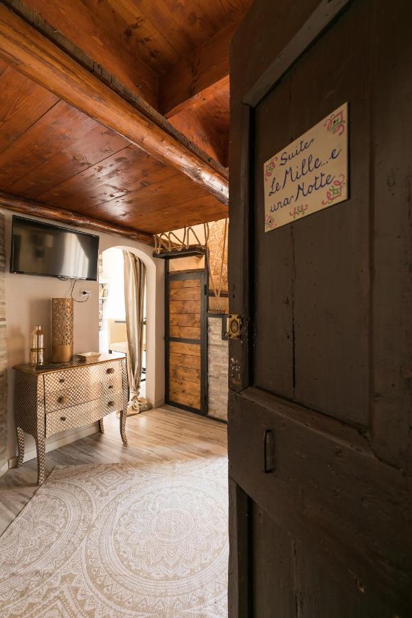 Opera Suites - Le Mille E Una Notte Calcata Zewnętrze zdjęcie